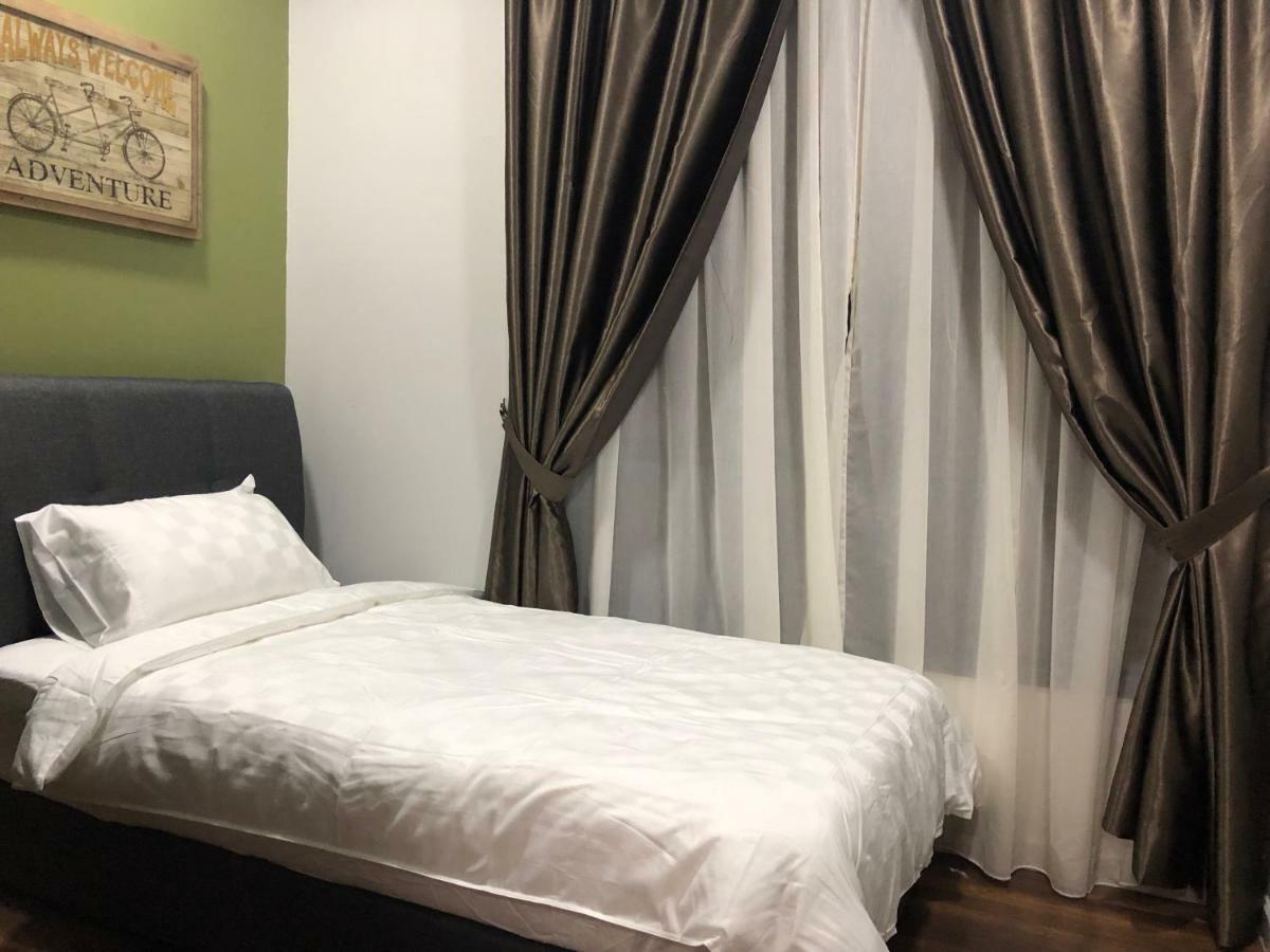 Serini Melawati Apartment Kuala Lumpur Exterior photo