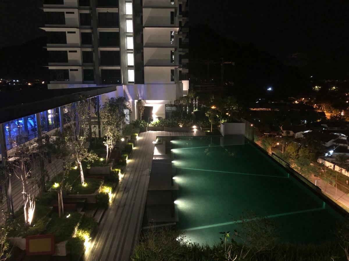 Serini Melawati Apartment Kuala Lumpur Exterior photo