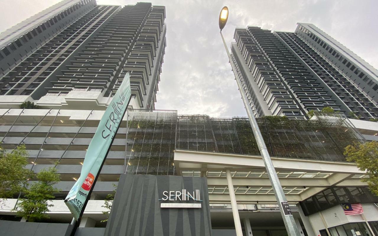 Serini Melawati Apartment Kuala Lumpur Exterior photo