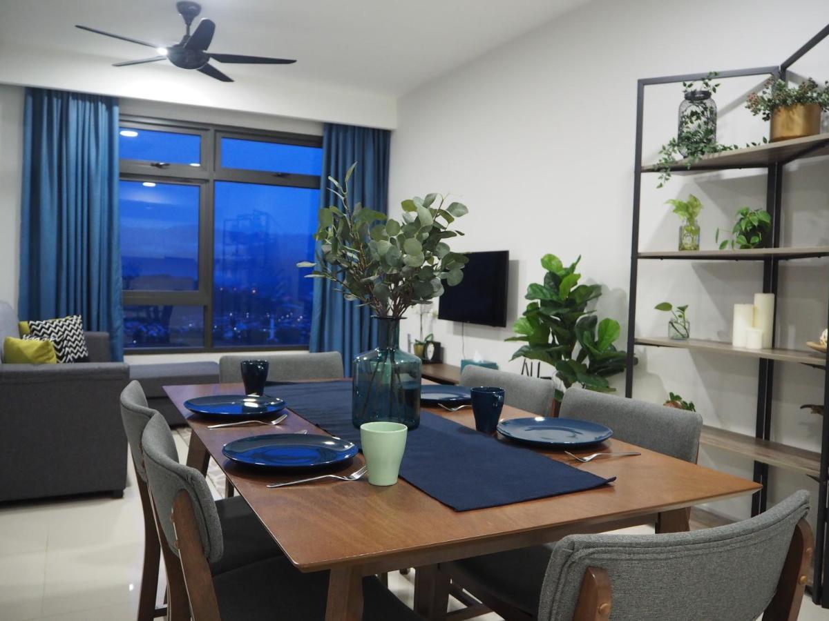 Serini Melawati Apartment Kuala Lumpur Exterior photo